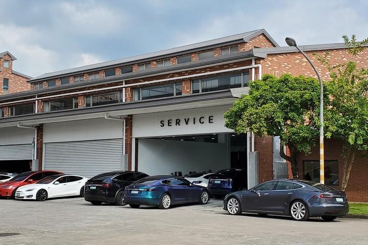 特斯拉四萬公里保養費用太驚人 車主看到帳單哭喊 太委屈 不尊榮 Ddcar 電動車