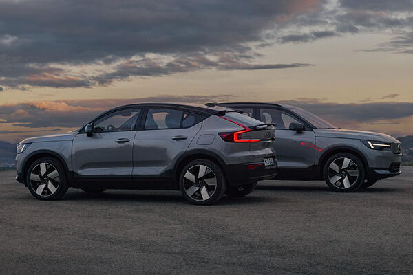 
					外型微調、中控螢幕放大、安全性更進化，新款 Volvo EX40、EC40 亮相
				