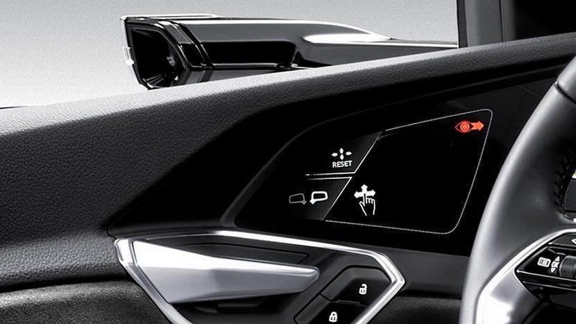 Audi-e-tron-新竹展間賞車與心得簡單分享-5