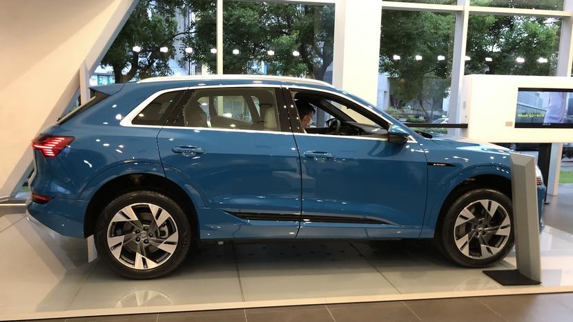 Audi-e-tron-新竹展間賞車與心得簡單分享-6