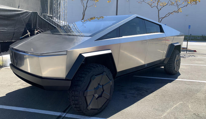 馬斯克：Cybertruck-將在-2021-年底上市交車，量產車型比當初發表會看到的更好！-2