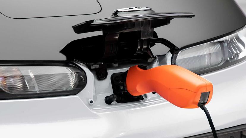 Toyota-C+pod-迷你電動車正式發表：45-萬元起跳、充飽電能跑-150-公里-5