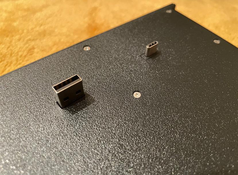開箱 Jeda Usb 集線盒 For Tesla Model 3 Model Y Ddcar 電動車 開箱 Jeda Usb 集線盒 For Tesla Model 3 Model Y Ddcar 電動車