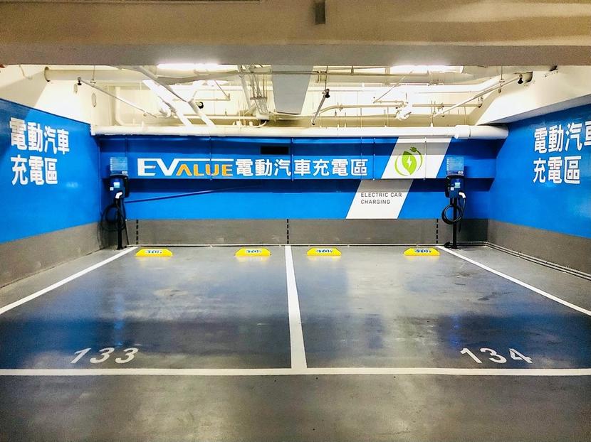 華城-EVALUE-漢神百貨增設全新充電站：兩組-17.6kW-充電樁，每度電七元-3
