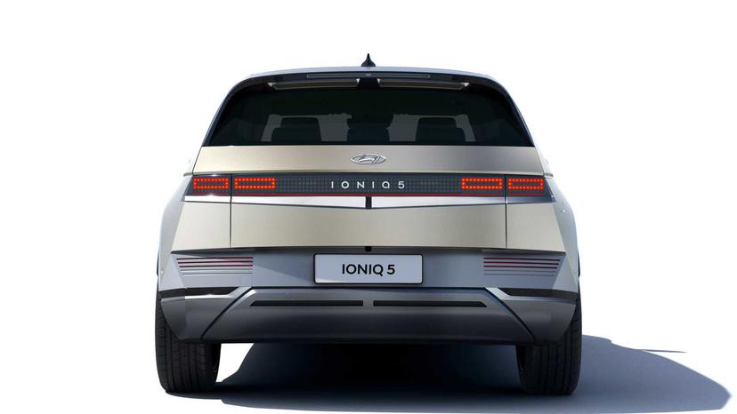 現代-IONIQ-5-電動休旅發表！支援-350kW-快充與太陽能車頂，續航里程上看-480-公里-2