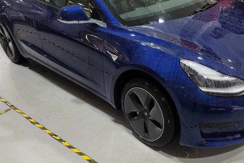 特斯拉維修經驗分享 Model 3 嘰拐 異音讓人頭皮發麻 原來是三角架該換了 Ddcar 電動車