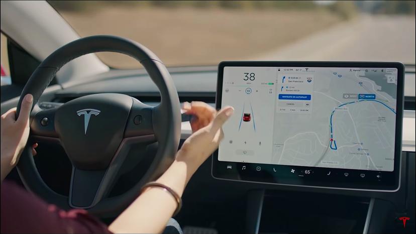 特斯拉-Autopilot-被-NHTSA-盯上，開始針對-2018-年起的-11-起事故進行調查-1
