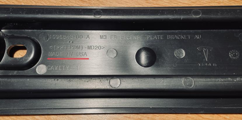 [施工]-Tesla-Model-3-原廠塑膠車牌座更換為鐵公公金屬車牌架-23