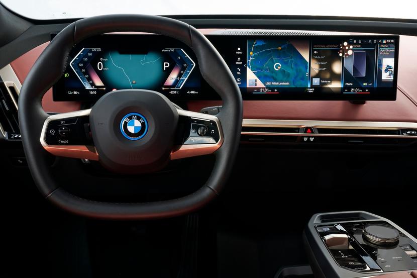 擘畫未來移動藍圖，iX-純電旗艦休旅、i4-純電四門跑車展現-BMW-科技研發實力-4
