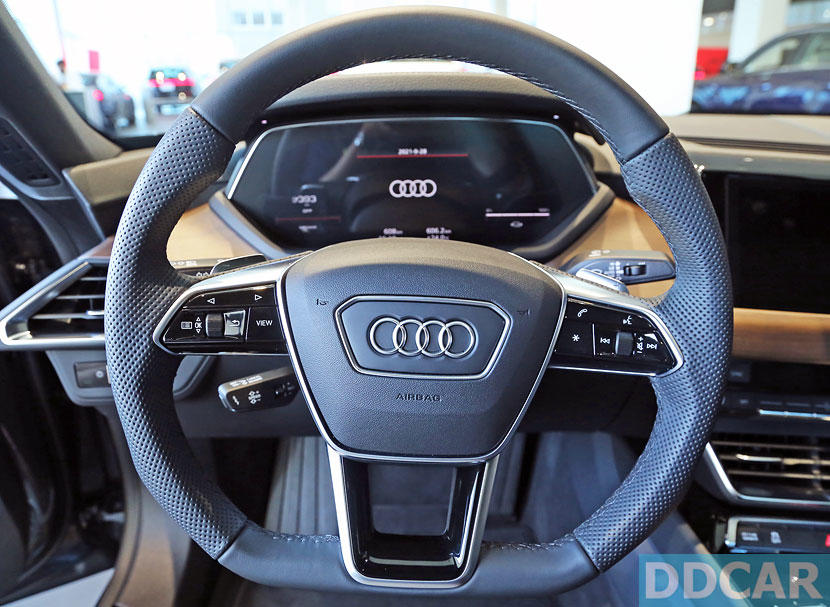 Audi-e-tron-GT、RS-e-Tron-GT-零距離體驗：性能與舒適可以兼得，看完心很癢的絕美轎跑-16