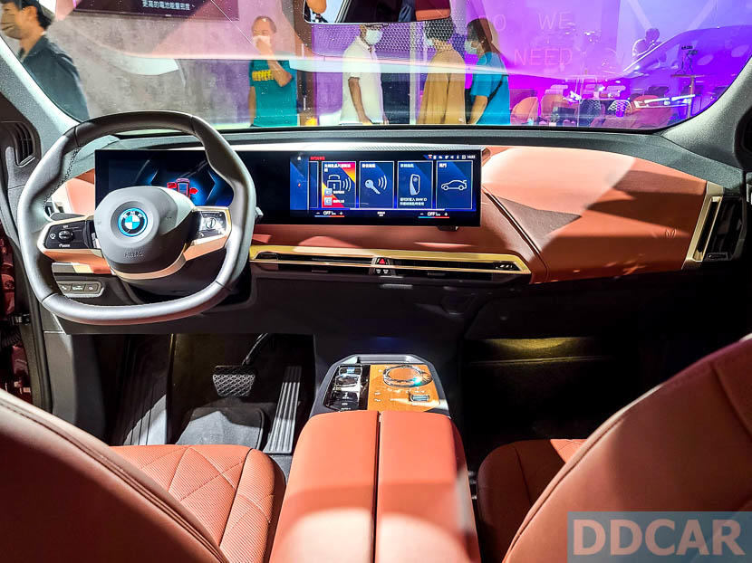 BMW-iX-台灣首映體驗：一輛能打的豪華電動休旅車終於出現！-12