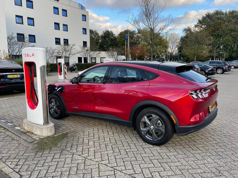 特斯拉超充解禁！荷蘭十站開放它牌電動車主用-Tesla-APP-充電，但收費貴一些-1