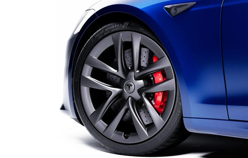 價格直逼一輛國產小車！特斯拉在美上架-Model-S-Plaid-碳陶瓷煞車套件、2022-年中出貨-1