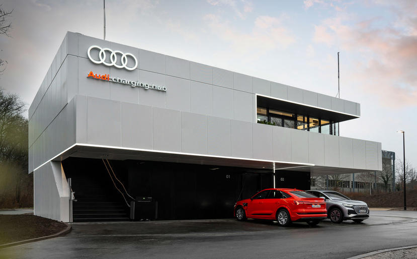 充電像走進「機場貴賓室」！Audi-首座電動車豪華快充站將在德國開幕-5