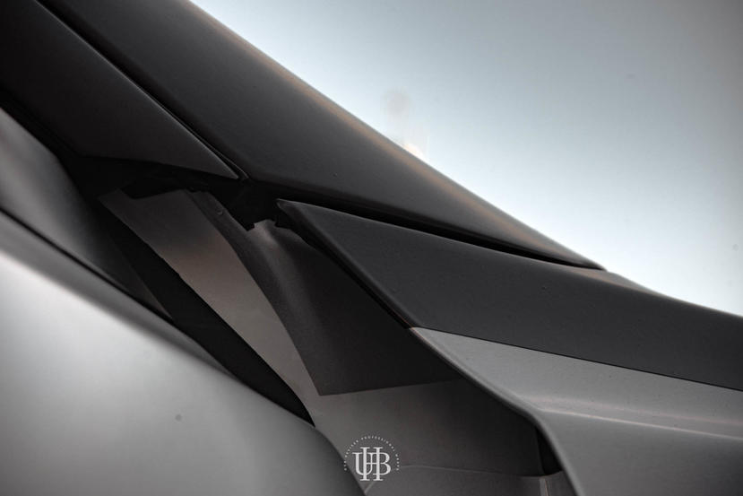 Tesla-Model3-懸浮式車頂設計-視覺分享-4