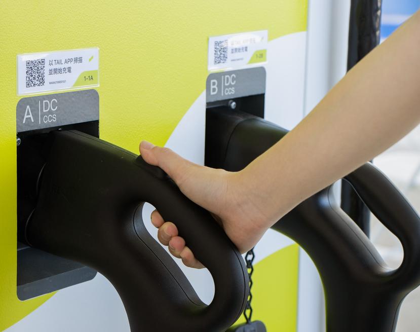 奧迪純電生活圈-2.0-加入特爾電力-200kW-生力軍，全台共計-26-個電動車快速充電站服務中-3