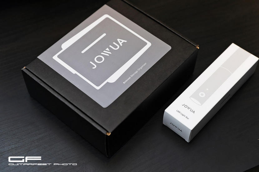 讓置物空間恢復秩序---Jowua-扶手箱收納盒+LED感應燈-for-Tesla-Model-3-4