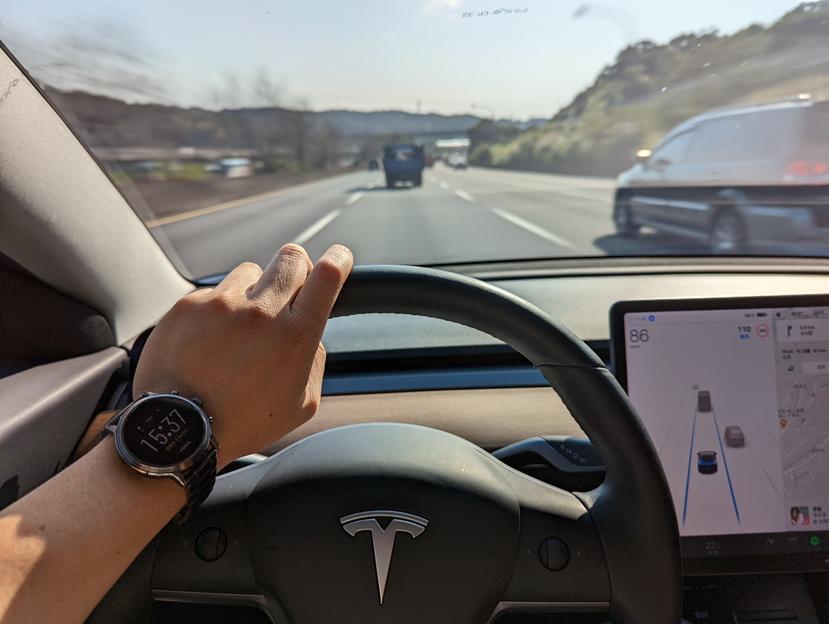 高速公路全程交給-Tesla-FSD-會發生什麼事？-1