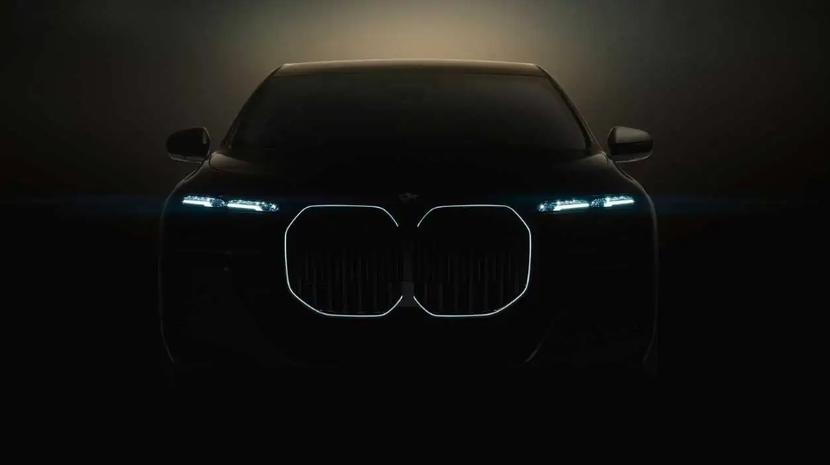 BMW-i7-純電旗艦拚豪華：水晶玻璃頭燈，還有-31-吋後座「劇院級」螢幕！-1