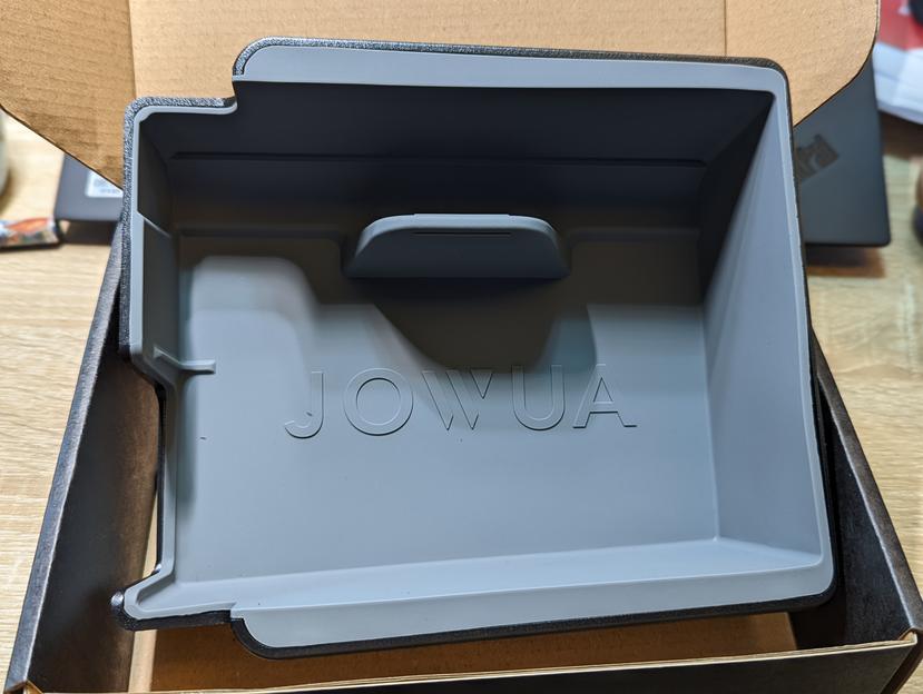 【開箱】Tesla-Model3-專用-Jowua-扶手箱收納盒＋LED-智能感應燈-4