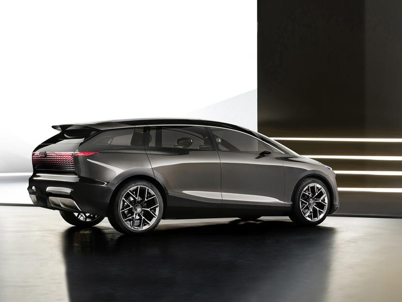 Audi-Urbansphere-概念車亮相：專為大城市用車需求打造的豪華純電-MPV-2