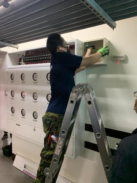 「社區充電樁安裝分享-」Tesla-wall-connector-壁掛式充電座-2