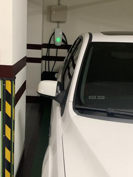 「社區充電樁安裝分享-」Tesla-wall-connector-壁掛式充電座-12