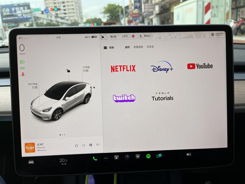 《Model Y 開箱》跳脫傳統車廠框架，全新世代的純電車::DDCAR 電動車