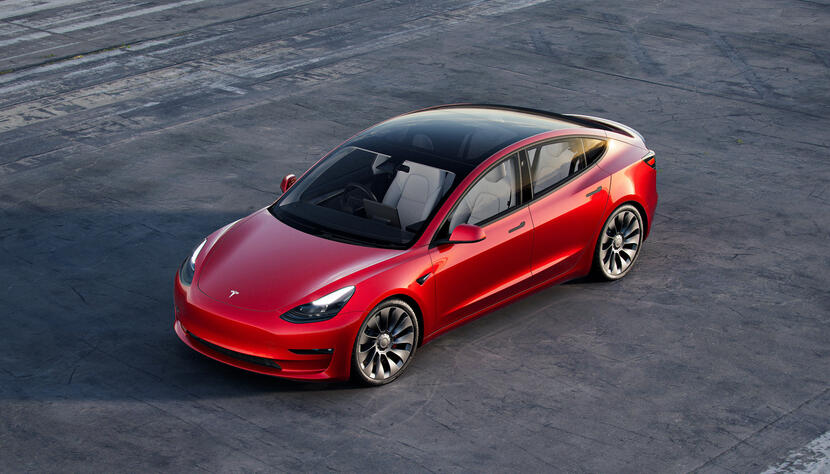 特斯拉車主推薦計畫讓你試手氣，一千積分可抽-Model-3-Performance-或-Cybertruck-1