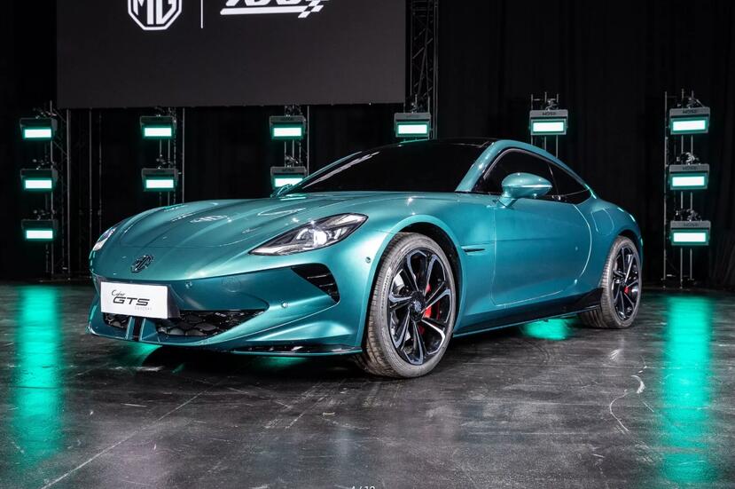MG-Cyberster-純電敞篷車的硬頂版本，Cyber-GTS-Concept-純電雙門跑車亮相-1