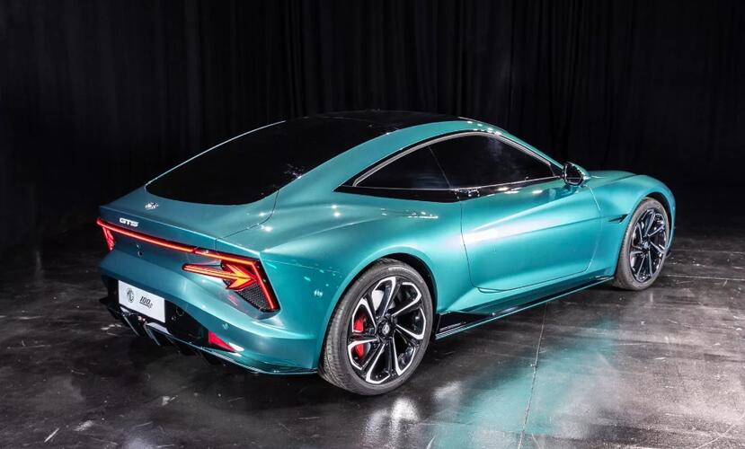 MG-Cyberster-純電敞篷車的硬頂版本，Cyber-GTS-Concept-純電雙門跑車亮相-7